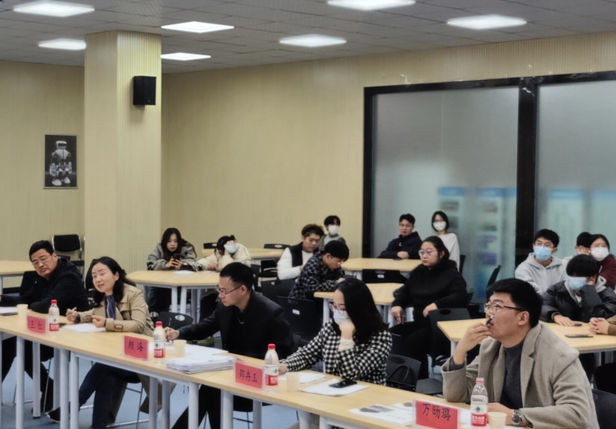 8181801威尼斯成功开展项目入驻评审答辩会(图2)